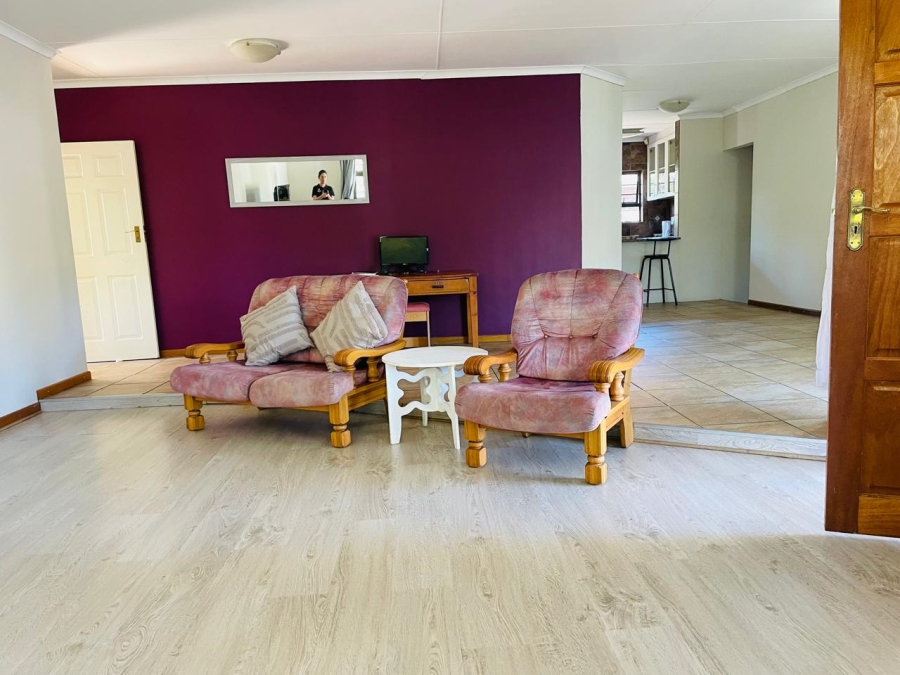4 Bedroom Property for Sale in Dorchester Heights Eastern Cape